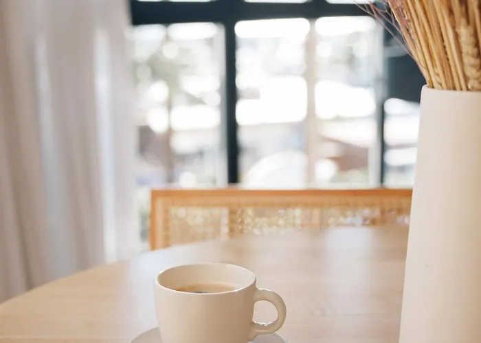 En Pleno Paseo Maritimo De Marbella. アパート