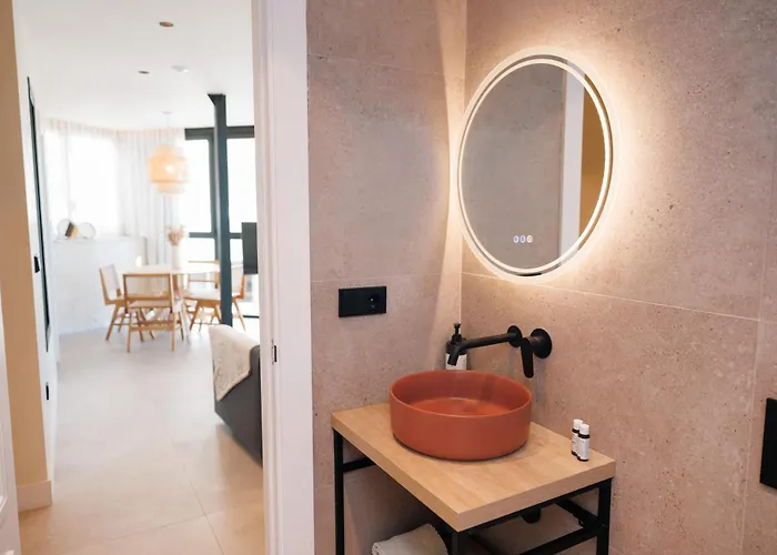 En Pleno Paseo Maritimo De Marbella. アパート